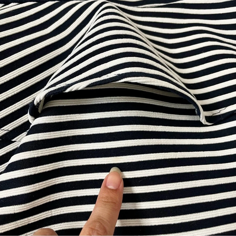 Banana republic black/white striped skirt